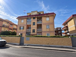 Bilocale in Vendita a Pomezia, 109'000&euro;, 45 m²