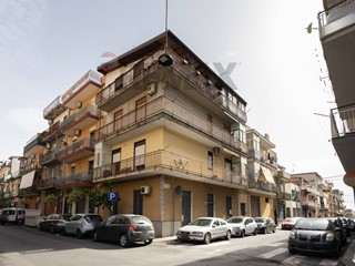 Quadrilocale in Vendita a Misterbianco, 120'000&euro;, 97 m²