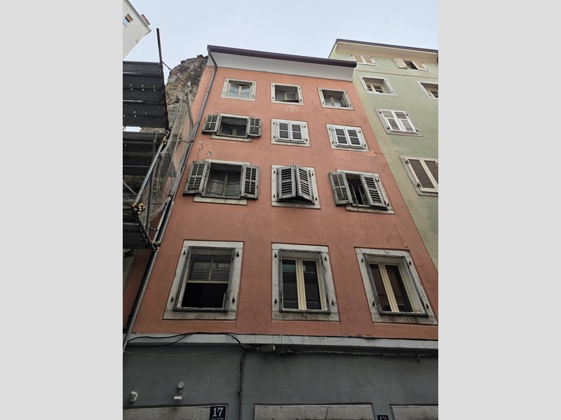 Attico in Vendita a Trieste, 350'000&euro;, 130 m²