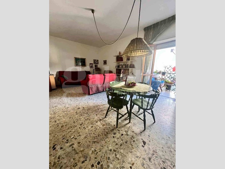 Quadrilocale in Vendita a Barletta, 255'000&euro;, 120 m²
