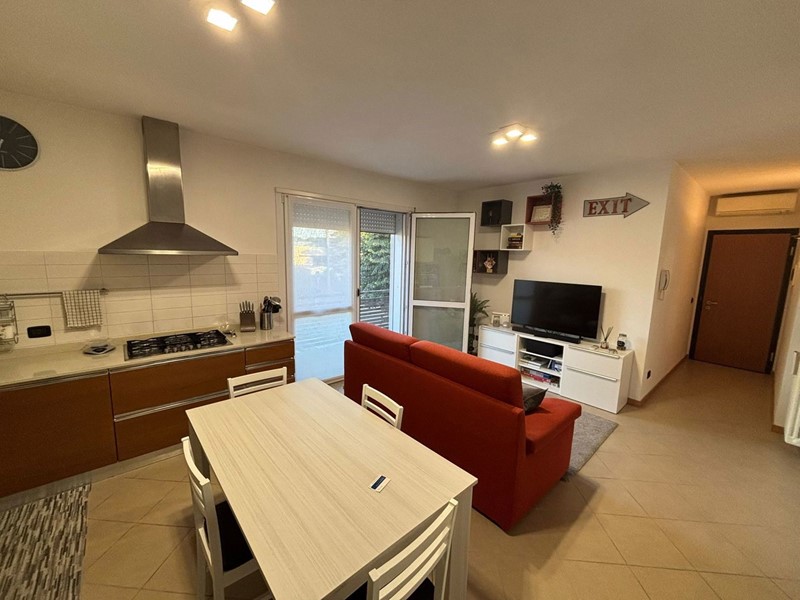 Trilocale in Affitto a Buttapietra, 700&euro;, 65 m², arredato