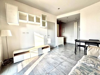 Bilocale in Vendita a Milano, 268'000&euro;, 50 m², arredato