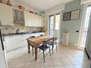 Quadrilocale in Vendita a Abbiategrasso, 222'000&euro;, 135 m²