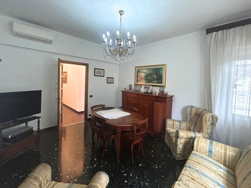 Appartamento in Affitto a Genova, zona PrÃ, 700&euro;, 110 m², arredato