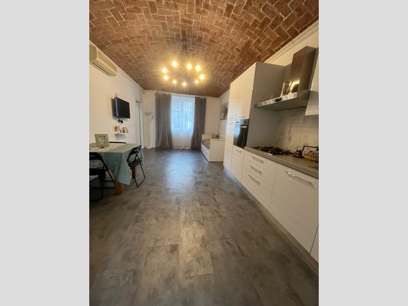 Bilocale in Vendita a Torino, 115'000&euro;, 51 m², arredato