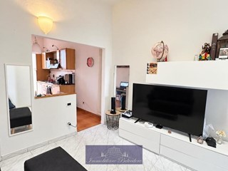 Trilocale in Vendita a Firenze, zona Coverciano, 255'000&euro;, 50 m²