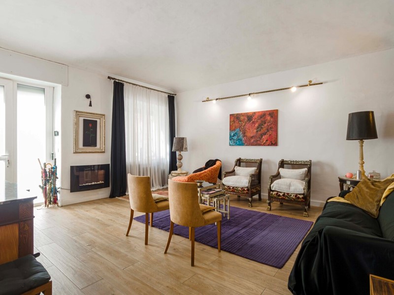 Appartamento in Vendita a Torino, zona Cit Turin, 299'000&euro;, 153 m²