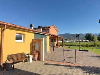 Bilocale in Affitto a Castelnuovo Magra, 580&euro;, 50 m², arredato