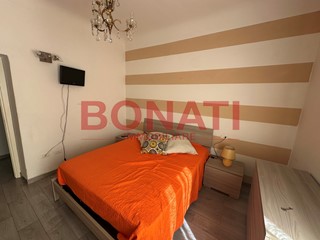 Bilocale in Vendita a La Spezia, 95'000&euro;, 33 m², arredato