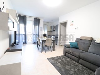 Trilocale in Vendita a Bondeno, 95'000&euro;, 73 m², arredato