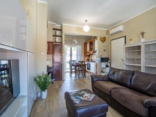 Appartamento in Affitto a Pietrasanta, 1'200&euro;, 80 m², arredato