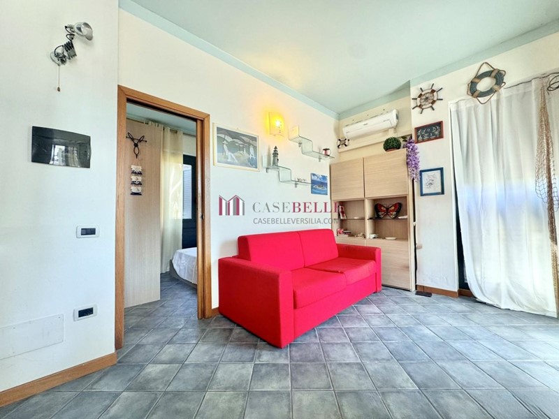 Bilocale in Vendita a Camaiore, zona Lido di Camaiore, 125'000&euro;, 30 m²