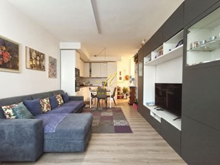 Bilocale in Vendita a Cecina, 149'000&euro;, 64 m², arredato, con Box