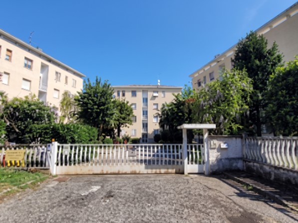 Quadrilocale in Vendita a Cesano Boscone, 49'875&euro;, 51 m²