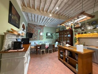 Trilocale in Vendita a Lucca, 330'000&euro;, 70 m²