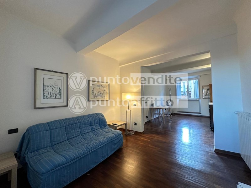Appartamento in Affitto a Lucca, 950&euro;, 75 m², arredato