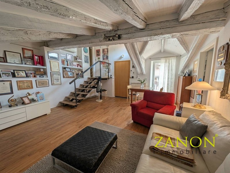 Trilocale in Vendita a Gorizia, 110'000&euro;, 74 m²