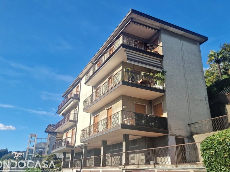 Trilocale in Vendita a Como, 190'000&euro;, 90 m²