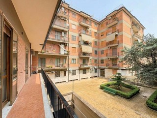 Trilocale in Vendita a Caserta, 165'000&euro;, 80 m²