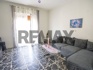 Appartamento in Vendita a San Giovanni la Punta, 140'000&euro;, 140 m²