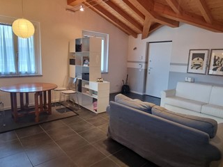 Attico in Vendita a Bellinzago Lombardo, 260'000&euro;, 113 m²