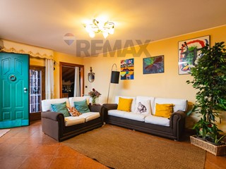 Appartamento in Vendita a Gravina di Catania, 230'000&euro;, 170 m²