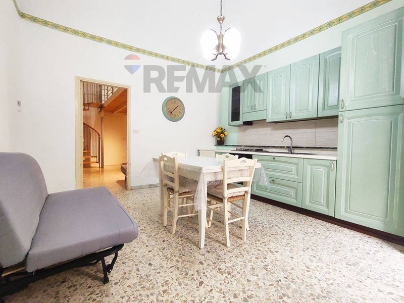 Quadrilocale in Vendita a Catania, 104'000&euro;, 80 m²