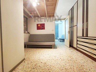 Quadrilocale in Vendita a Catania, 104'000&euro;, 80 m²
