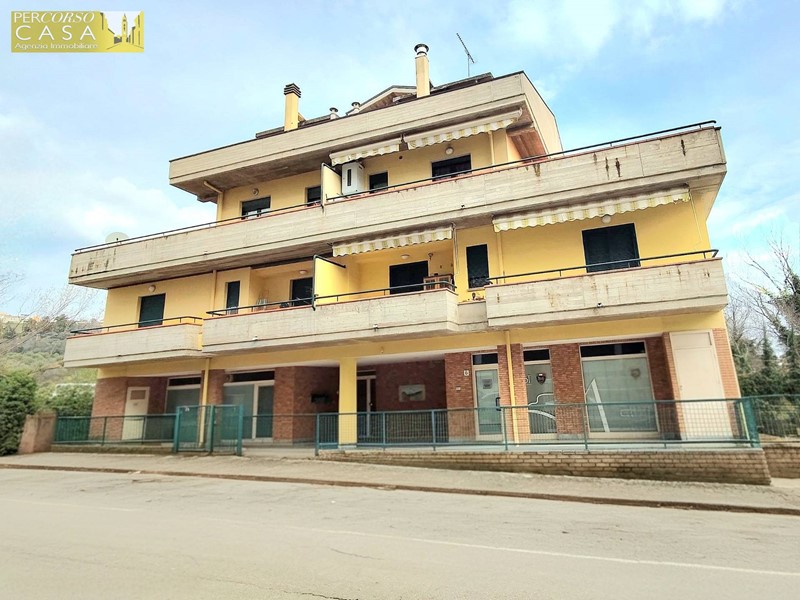 Appartamento in Vendita a Teramo, 89'000&euro;, 70 m²