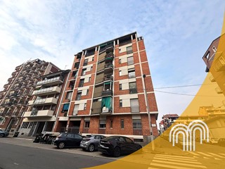Appartamento in Vendita a Torino, 389'000&euro;, 163 m²