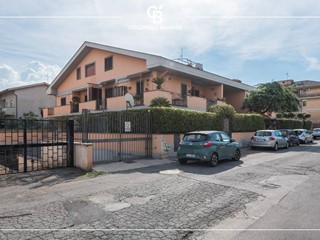 Quadrilocale in Affitto a Marino, 1'000&euro;, 124 m²