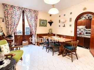Appartamento in Vendita a Taormina, 450'000&euro;, 75 m²
