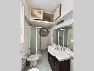Trilocale in Vendita a Roma, 329'000&euro;, 100 m²