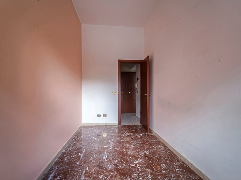 Quadrilocale in Vendita a Messina, 98'000&euro;, 110 m²