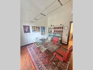 Appartamento in Vendita a Savona, 295'000&euro;, 120 m²