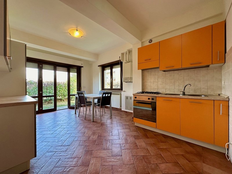 Bilocale in Vendita a L'Aquila, 90'000&euro;, 60 m²