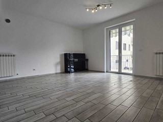 Trilocale in Vendita a L'Aquila, 145'000&euro;, 99 m²