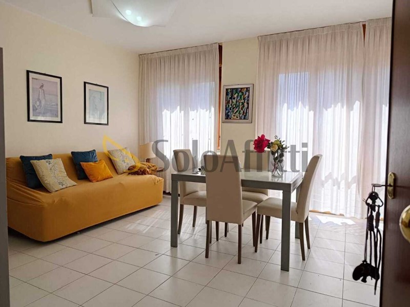 Quadrilocale in Affitto a Macerata, zona Via Spalato, 650&euro;, 76 m²