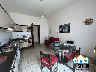 Appartamento in Vendita a Alcamo, 75'000&euro;, 130 m²