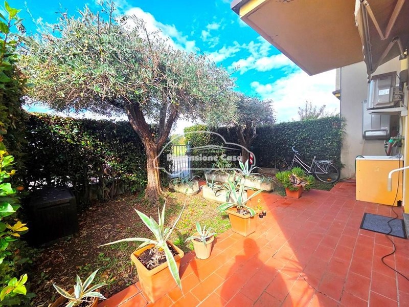 Bilocale in Vendita a Lucca, zona Antraccoli, 158'000&euro;, 70 m², arredato