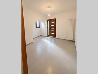 Quadrilocale in Vendita a Capannoli, zona San Pietro In Belvedere, 110'000&euro;, 75 m²