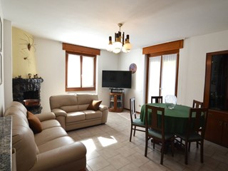 Trilocale in Vendita a Dervio, 260'000&euro;, 100 m²