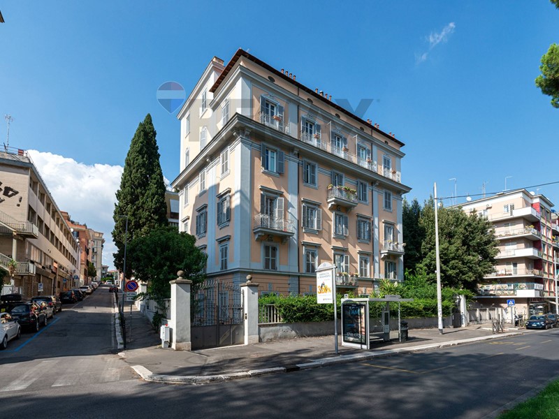 Appartamento in Affitto a Roma, 4'200&euro;, 195 m²