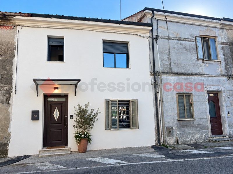 Appartamento in Vendita a Minerbe, 120'000&euro;, 170 m²