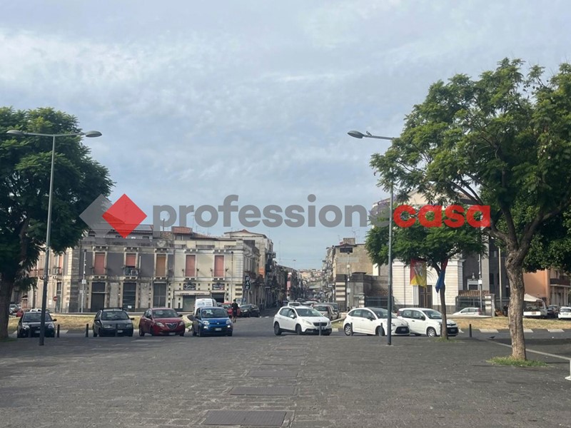 Trilocale in Vendita a Catania, 66'000&euro;, 100 m²