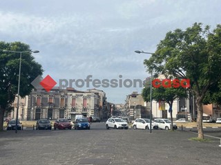 Trilocale in Vendita a Catania, 66'000&euro;, 100 m²