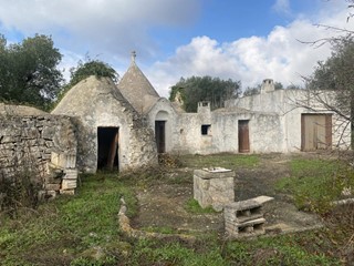 Appartamento in Vendita a Ceglie Messapica, 190'000&euro;, 210 m²