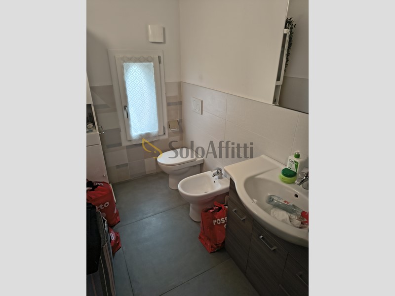 Quadrilocale in Affitto a Scandiano, 850&euro;, 90 m², con Box