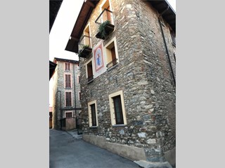 Bilocale in Vendita a Colle Brianza, 84'000&euro;, 66 m²