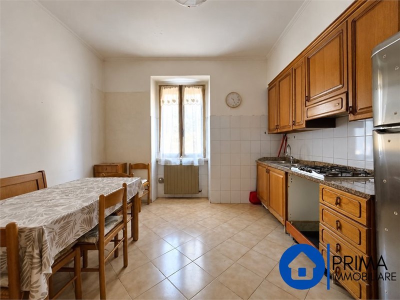 Trilocale in Vendita a Terni, 50'000&euro;, 64 m²